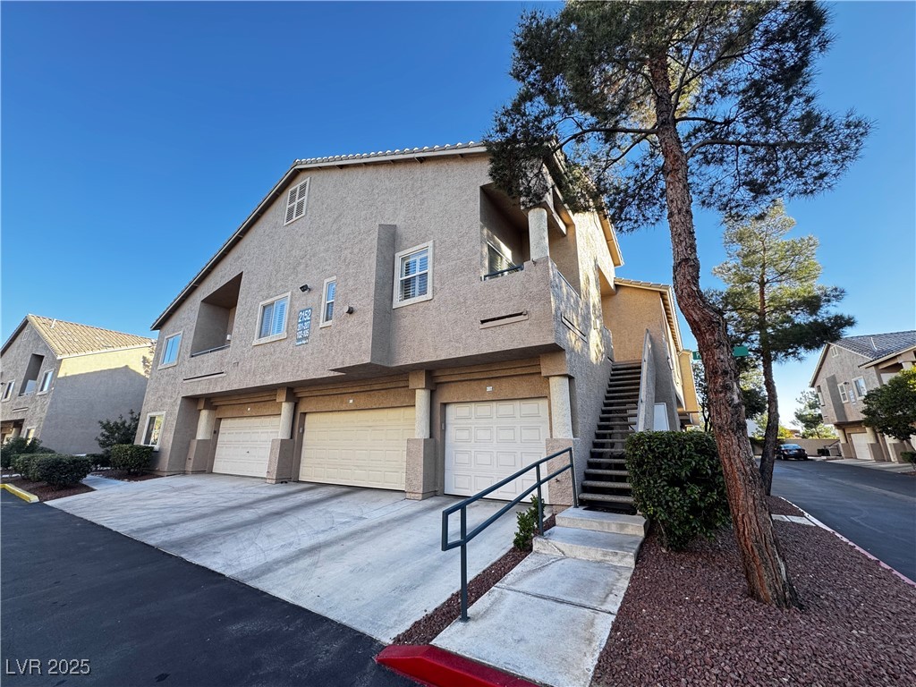 2152 Turquoise Ridge Street 207 Property Photo 2