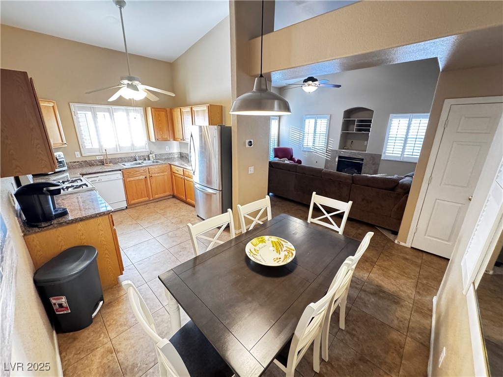 2152 Turquoise Ridge Street 207 Property Photo 9