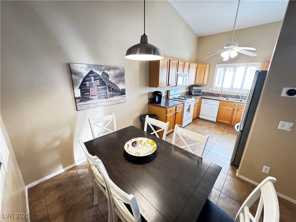 2152 Turquoise Ridge Street 207 Property Photo 12