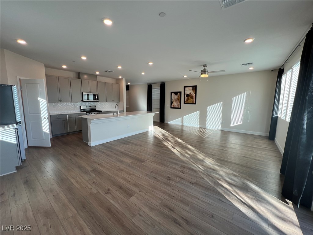 9732 Trail Ledge Court Property Photo 4