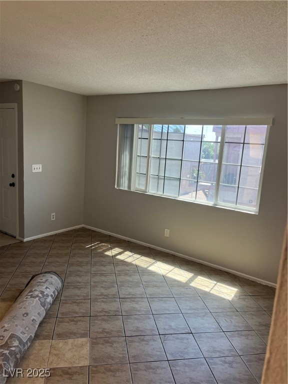579 Roxella Lane D Property Photo 6