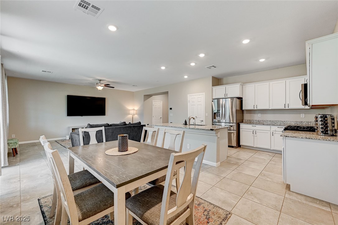 7745 Rosebark Cliffs Street Property Photo 13