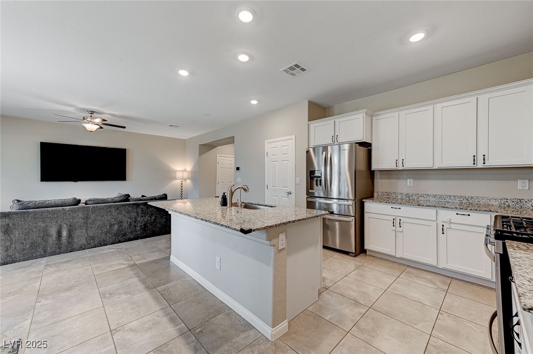 7745 Rosebark Cliffs Street Property Photo 15