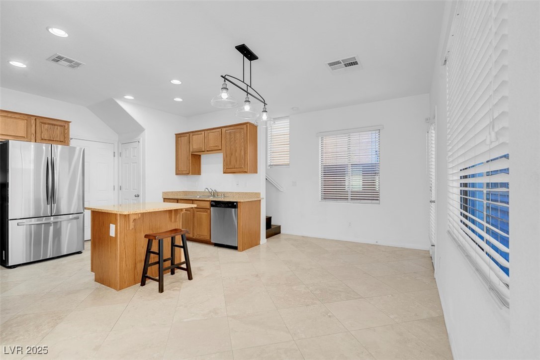 648 Sumatra Place Property Photo 9