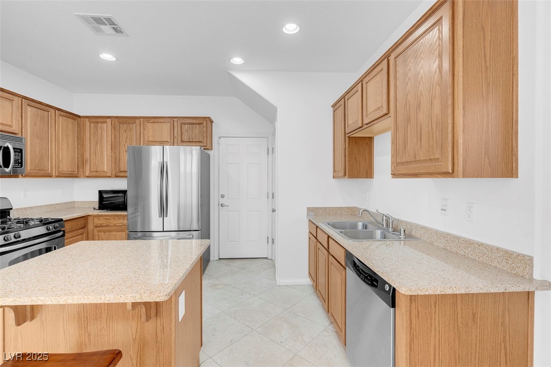 648 Sumatra Place Property Photo 18