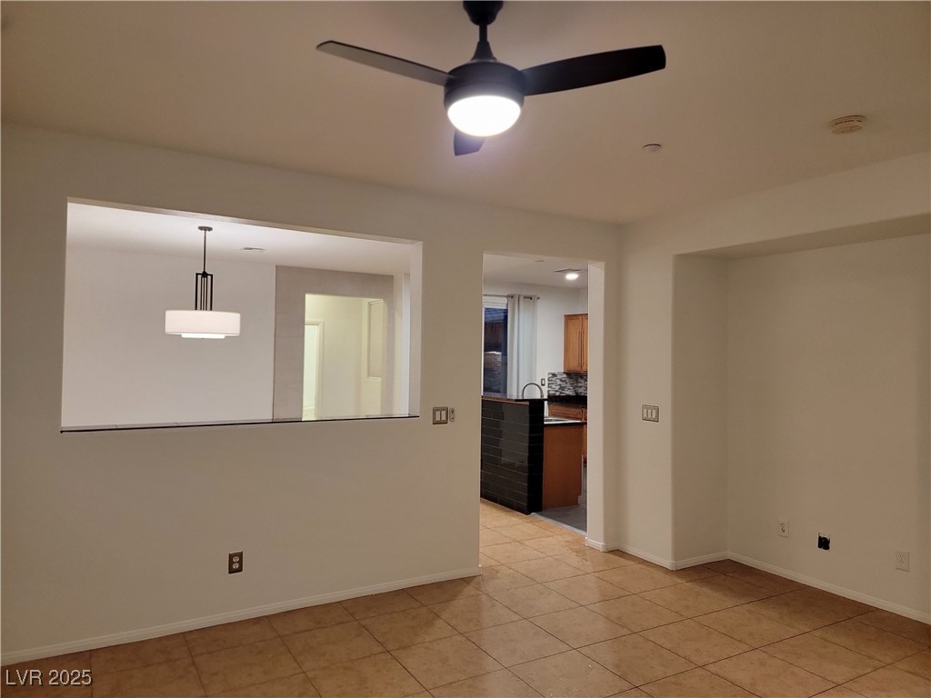 3231 Via Seranova Property Photo 5