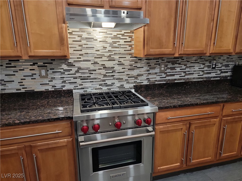 3231 Via Seranova Property Photo 12