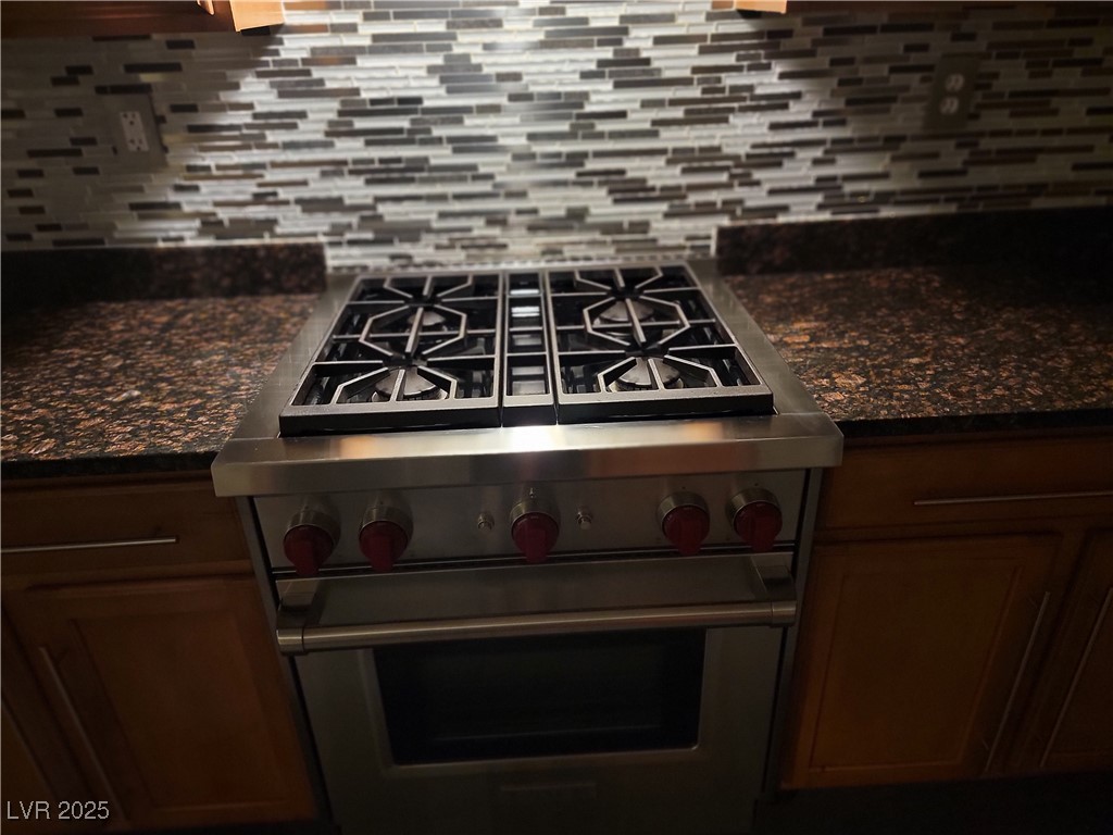 3231 Via Seranova Property Photo 13