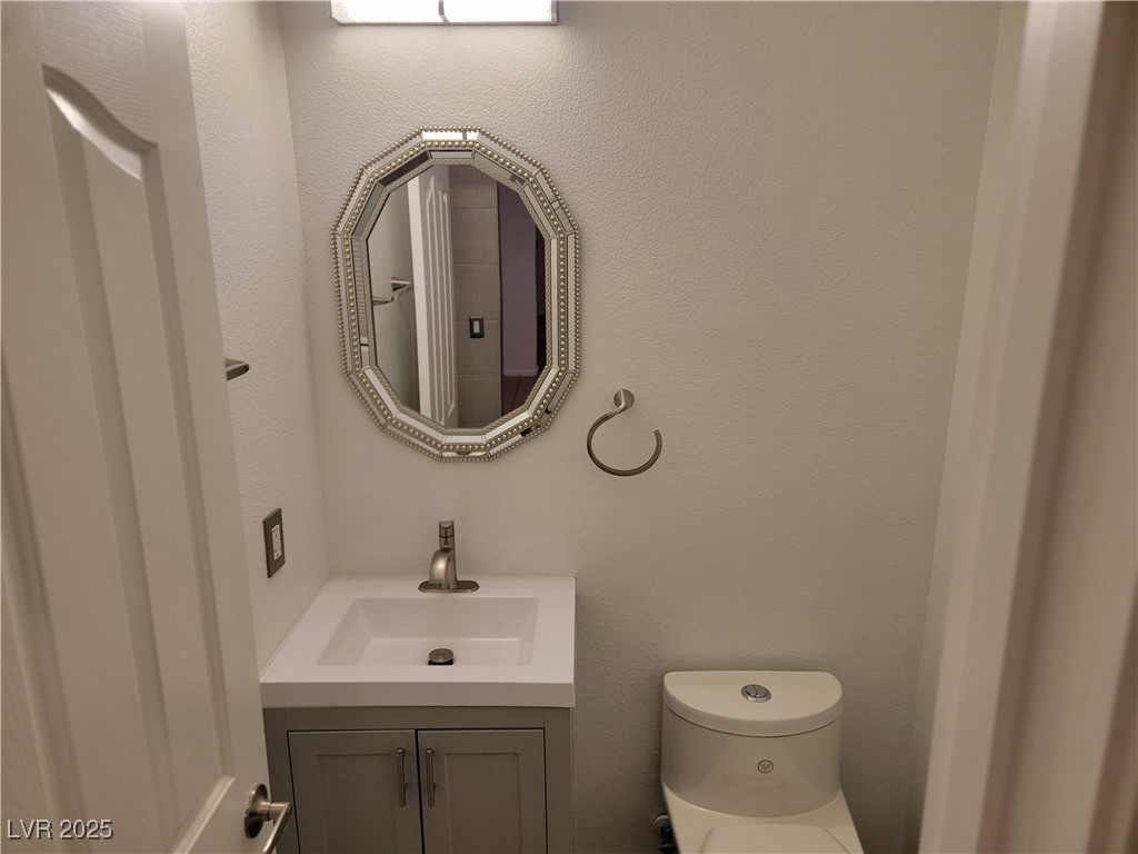 3231 Via Seranova Property Photo 21