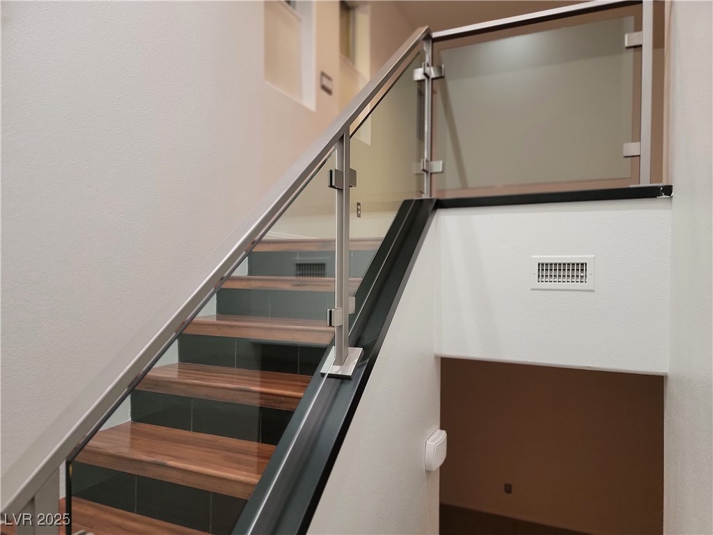 3231 Via Seranova Property Photo 27