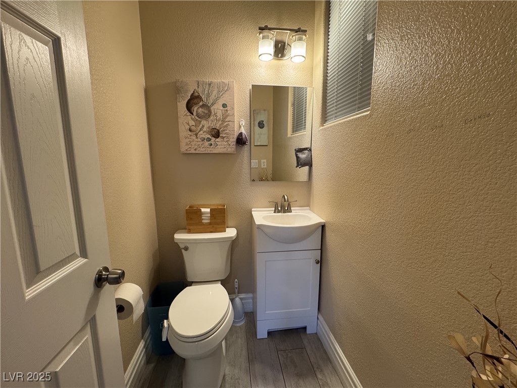 180 Country Greens Avenue Property Photo 12