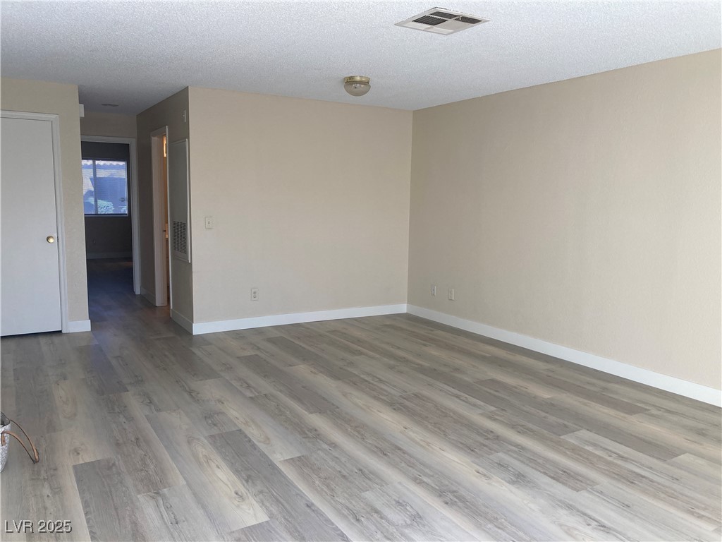 6881 Tamarus Street 102 Property Photo 8