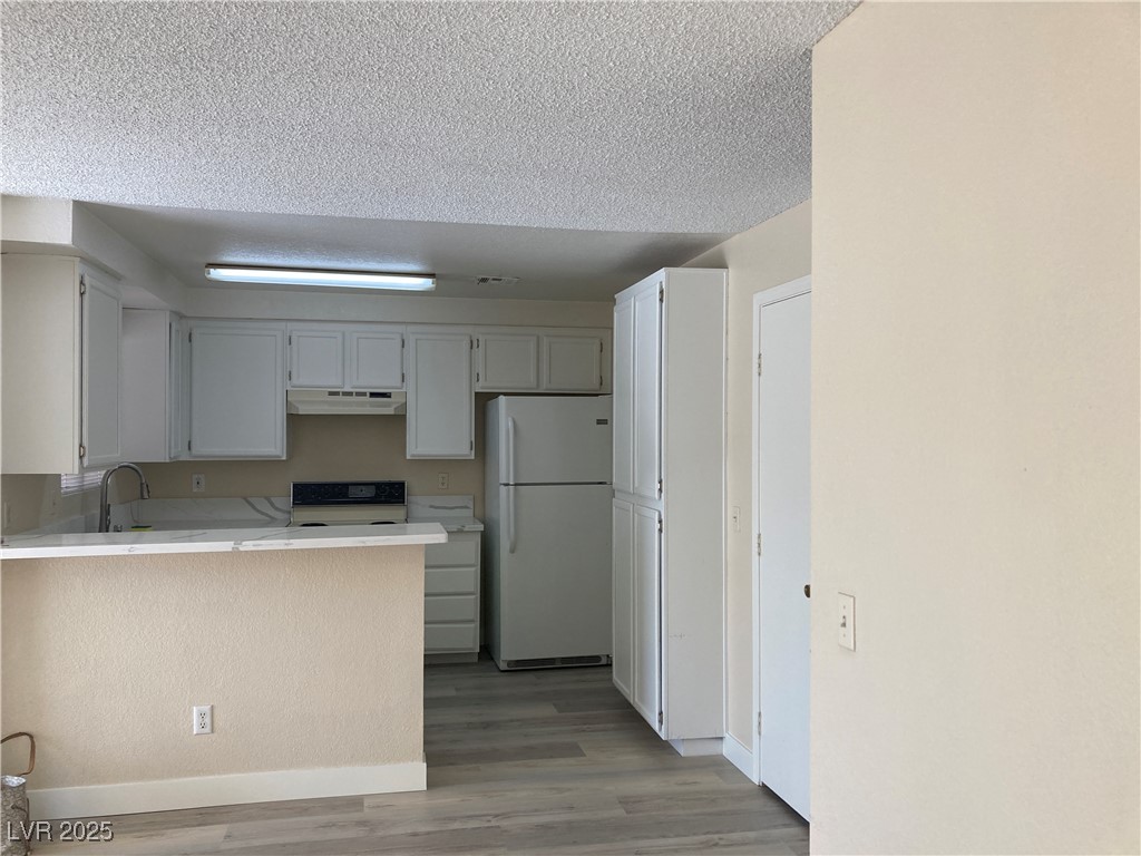 6881 Tamarus Street 102 Property Photo 9
