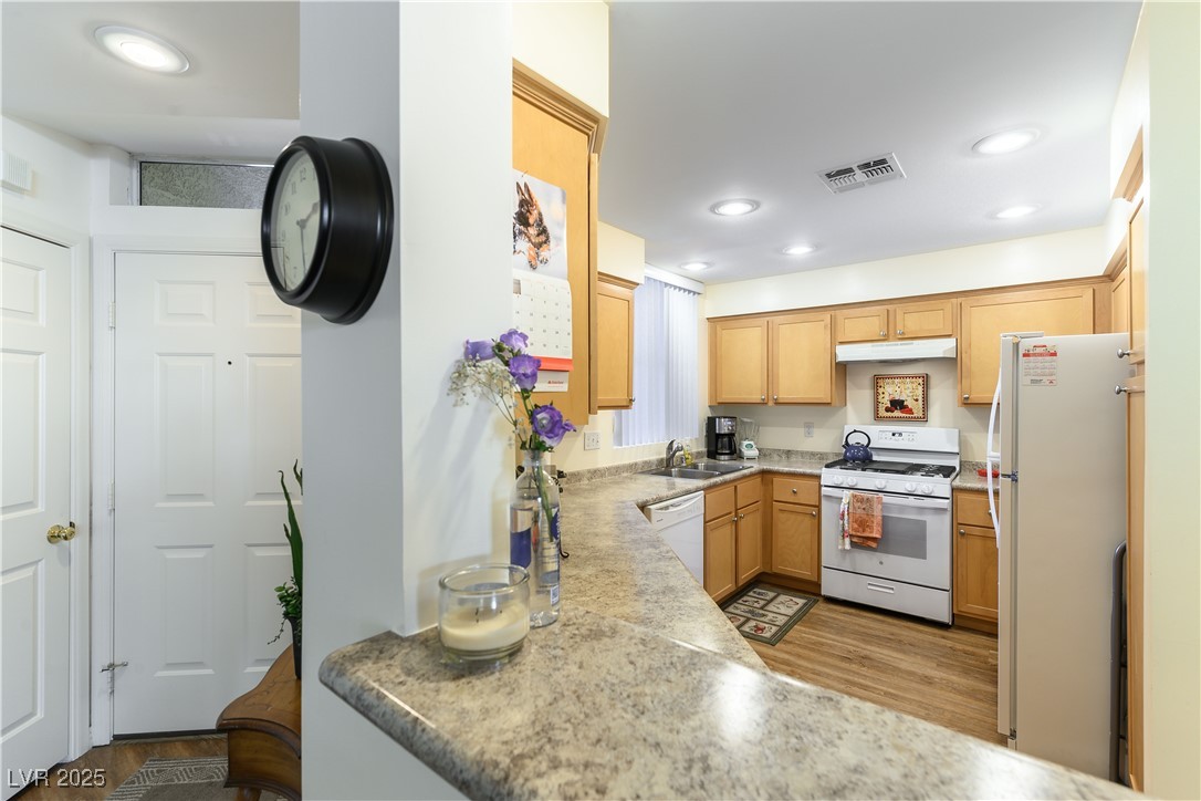 5155 West Tropicana Avenue 1173 Property Photo 8