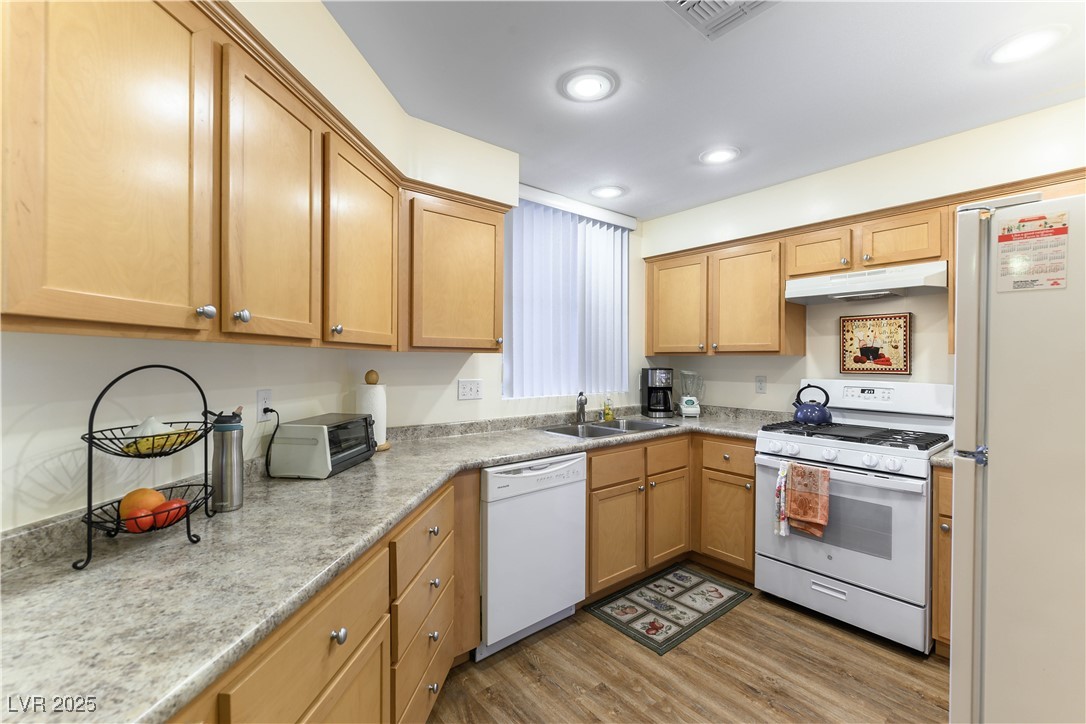 5155 West Tropicana Avenue 1173 Property Photo 9