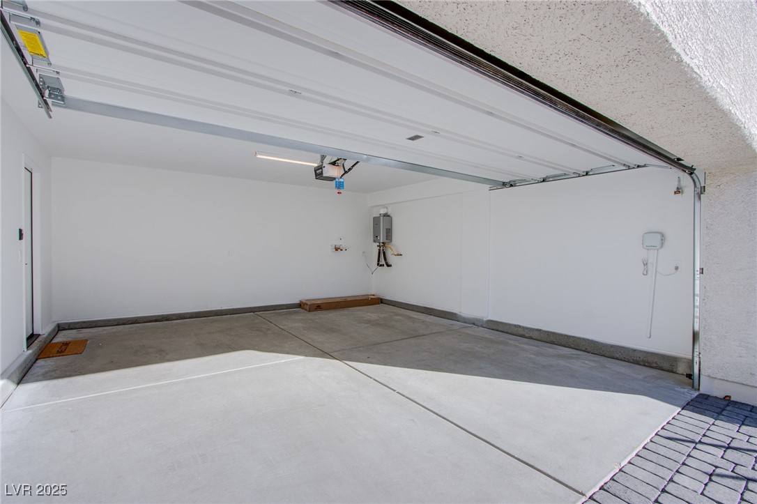 7378 Crown Landing Street Property Photo 23