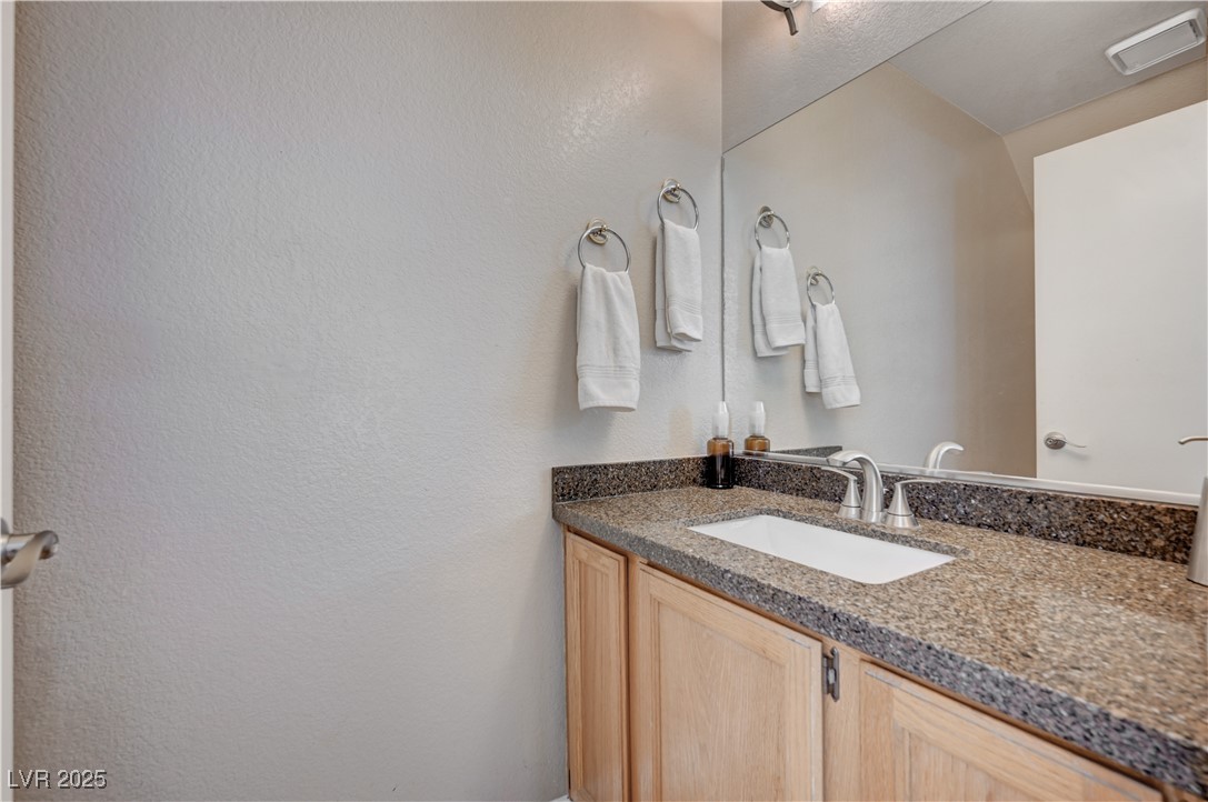 853 Teal Avenue Property Photo 22