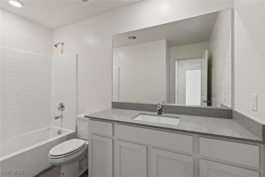 6743 Violet Cascade Avenue Property Photo 16