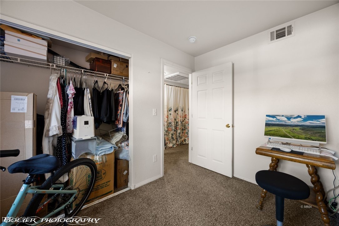 378 Colleen Court G Property Photo 25