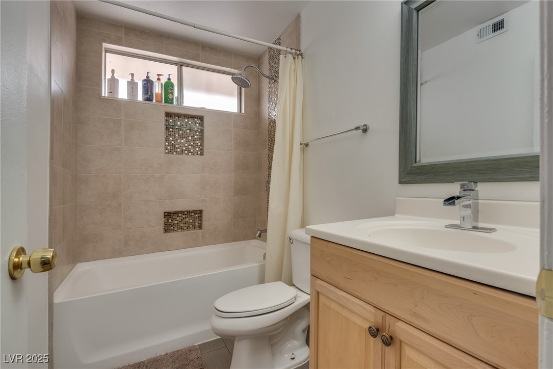3886 Green Leaf Drive Property Photo 14