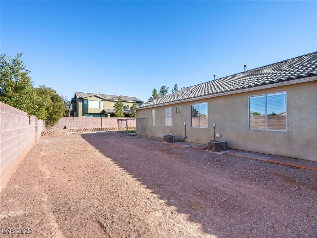 6360 Bullring Lane Property Photo 33