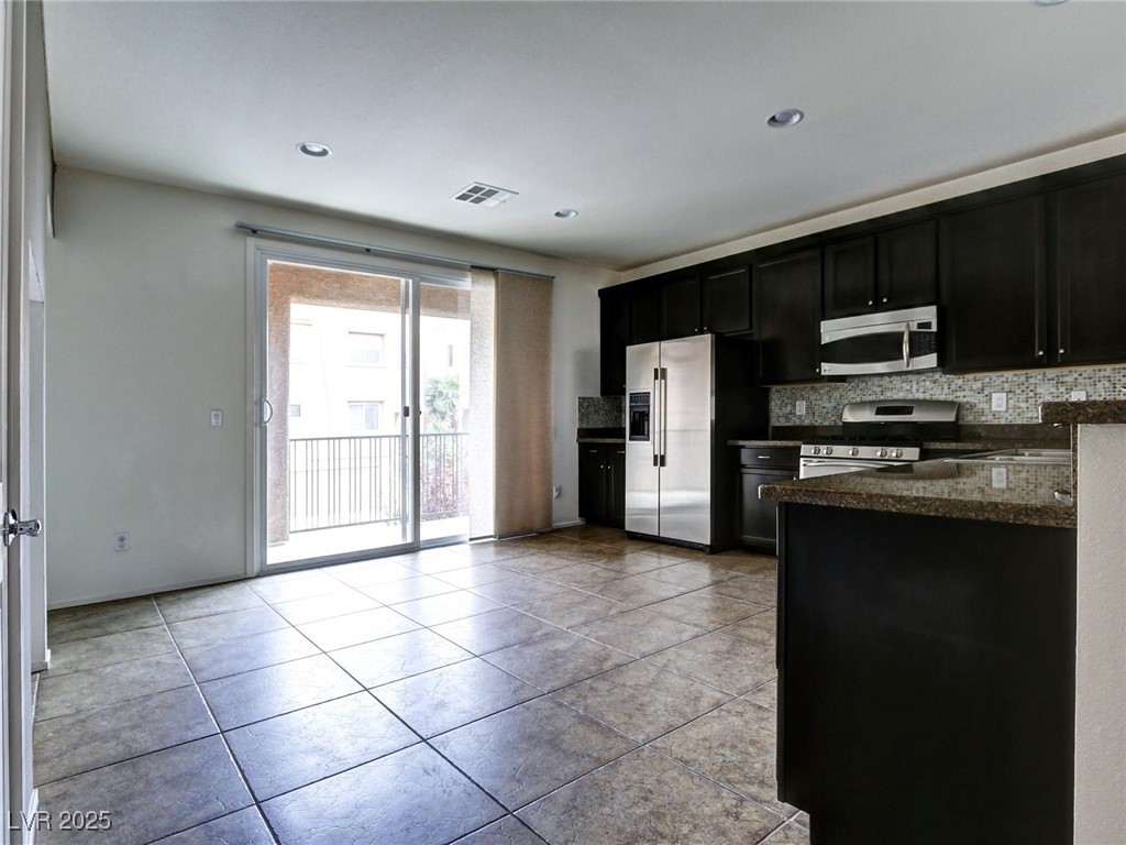 9379 Frambrook Court Property Photo 3