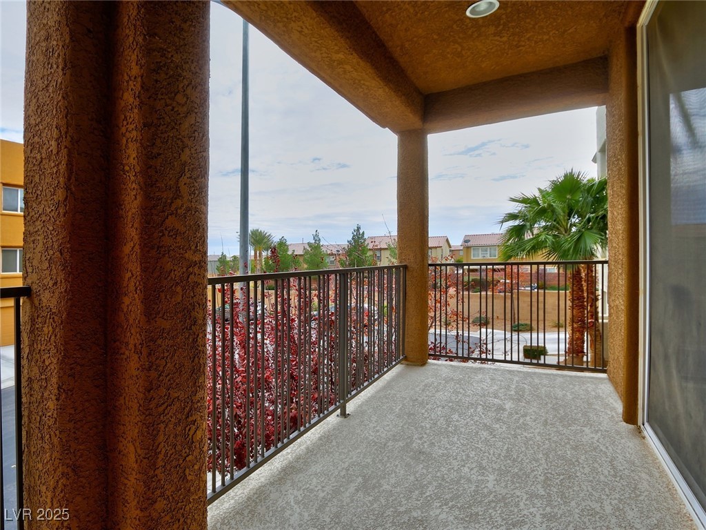 9379 Frambrook Court Property Photo 9