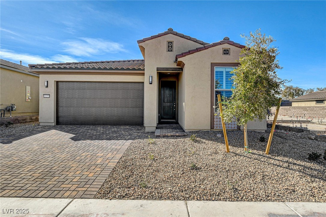 10255 Crimson Currant Street Property Photo 5