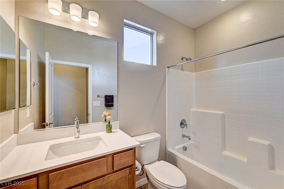 10255 Crimson Currant Street Property Photo 39