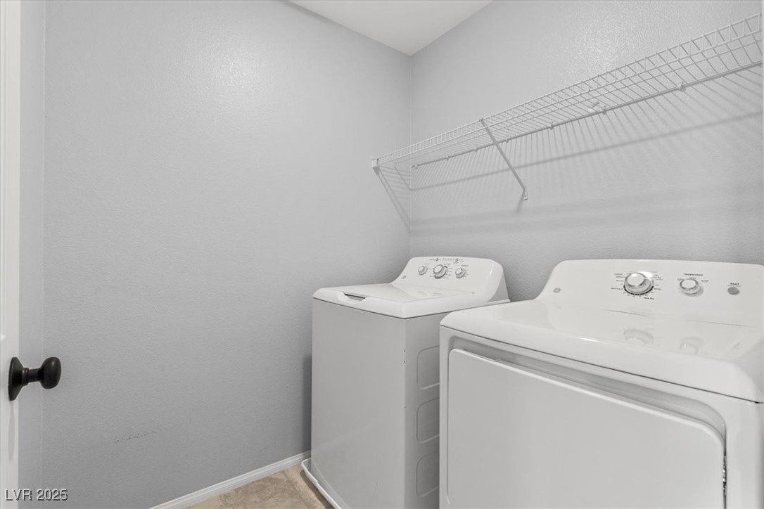 1141 Glistening Acres Avenue Property Photo 20