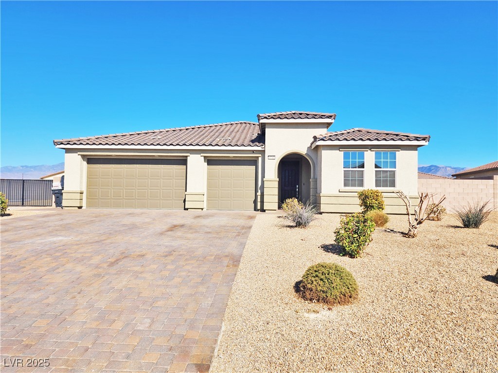 4740 Peppertree Street Property Photo 2