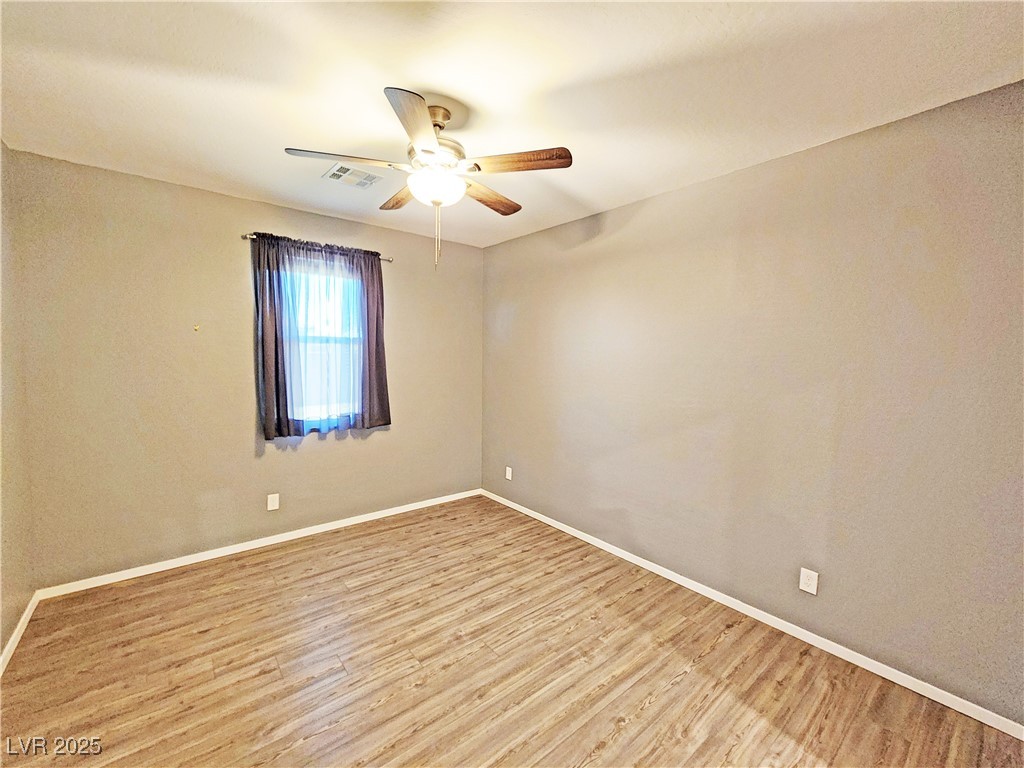 4740 Peppertree Street Property Photo 23
