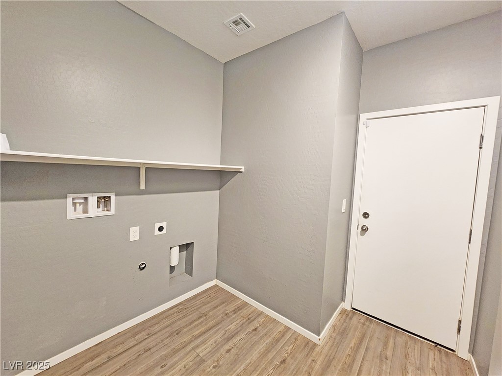 4740 Peppertree Street Property Photo 28