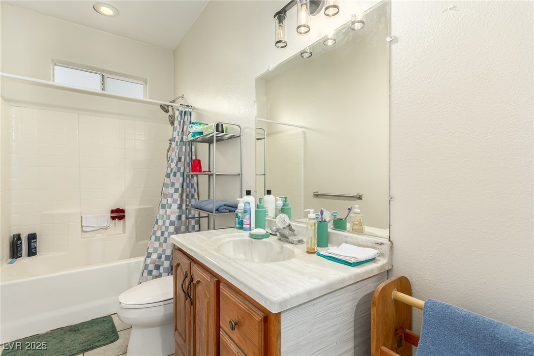 3051 South Rainbow Avenue Property Photo 46