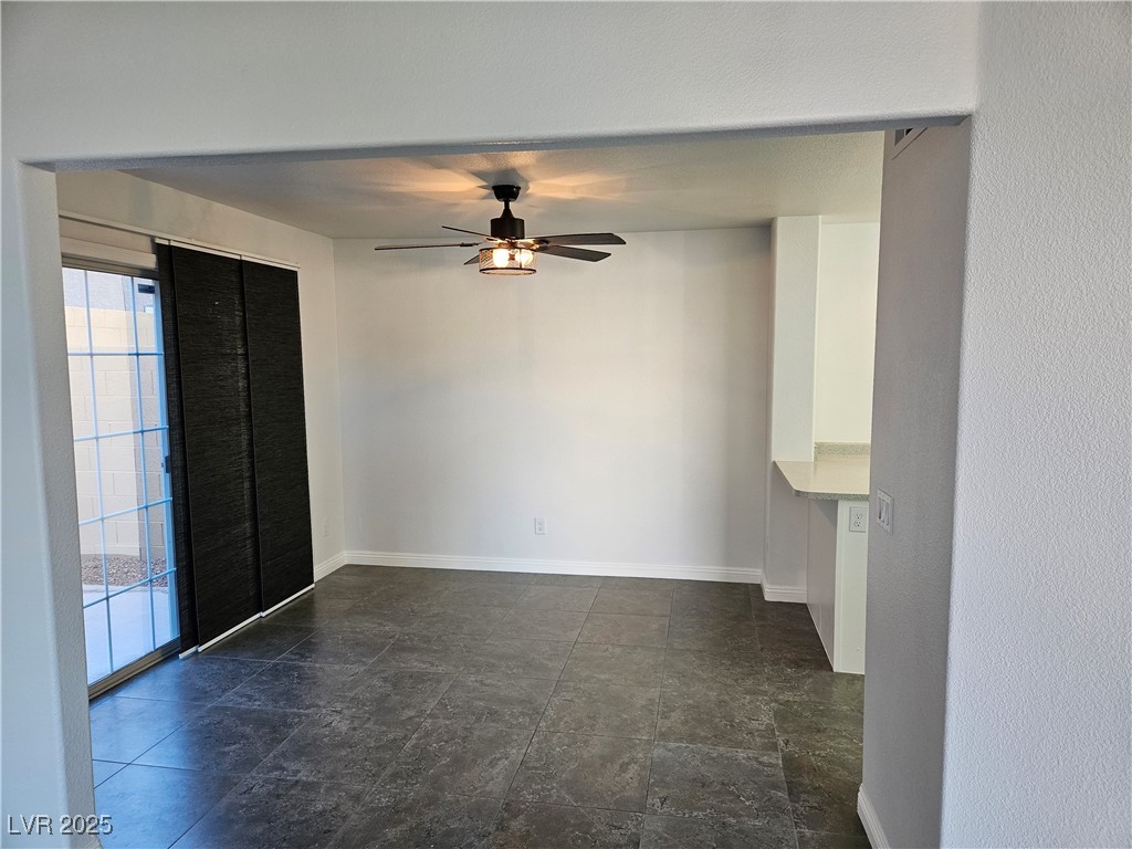 9679 Idle Spurs Drive Property Photo 4
