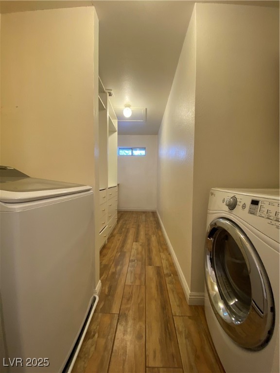 746 Nectarine Court Property Photo 16