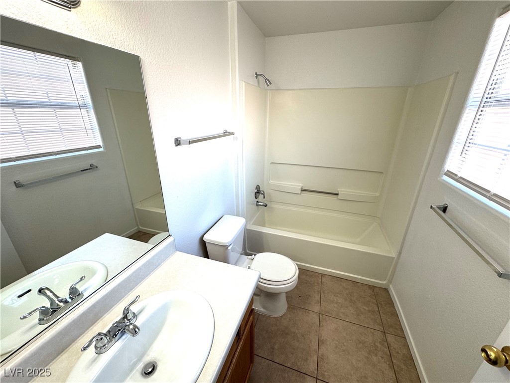 1920 Hodgenville Street 106 Property Photo 12