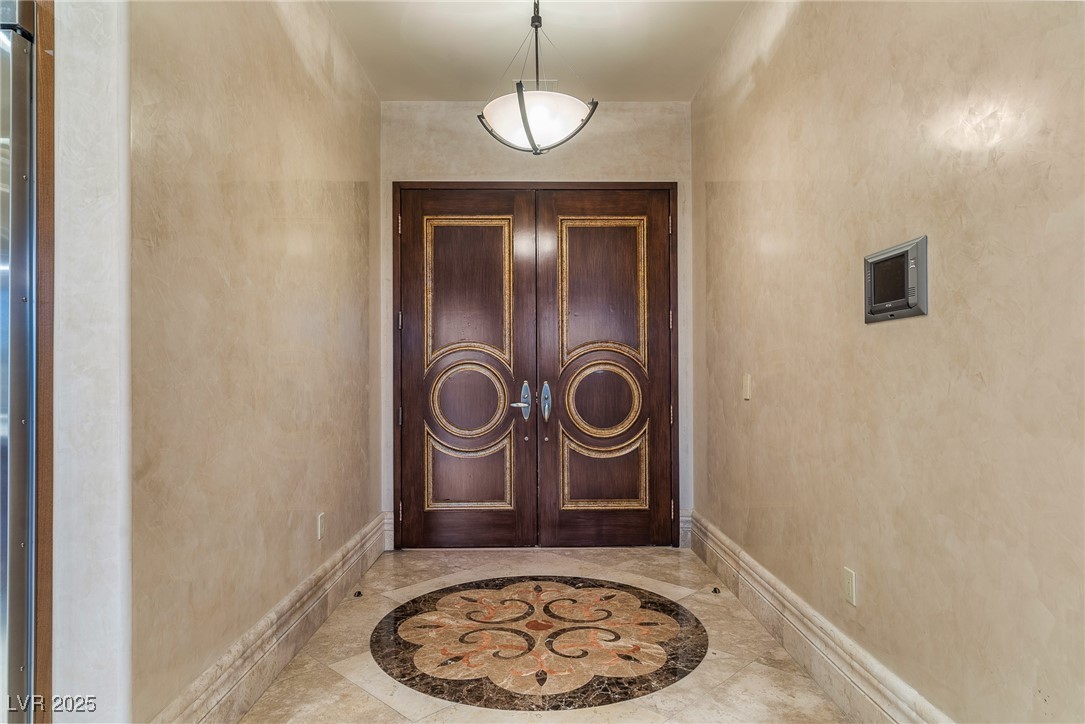 9103 Alta Drive 102 Property Photo 13