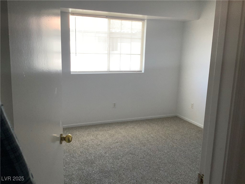 2736 Stargate Street Property Photo 17