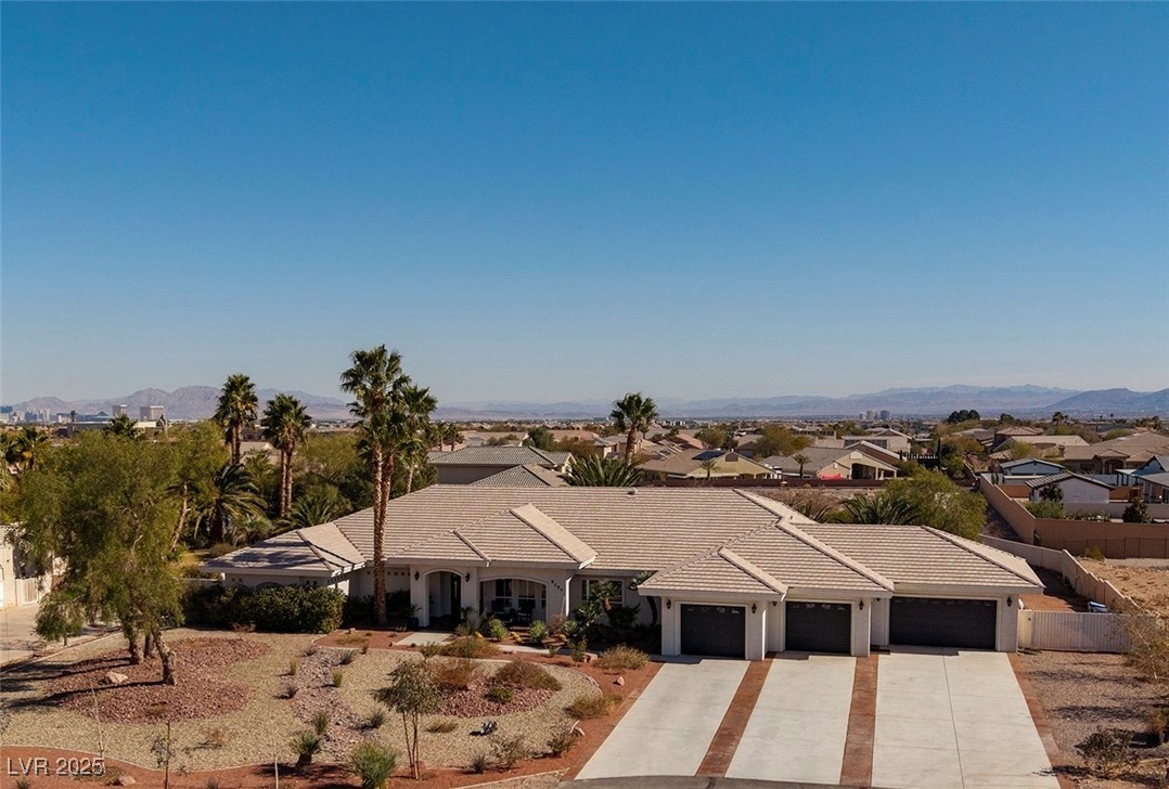8290 Gagnier Boulevard Property Photo 2