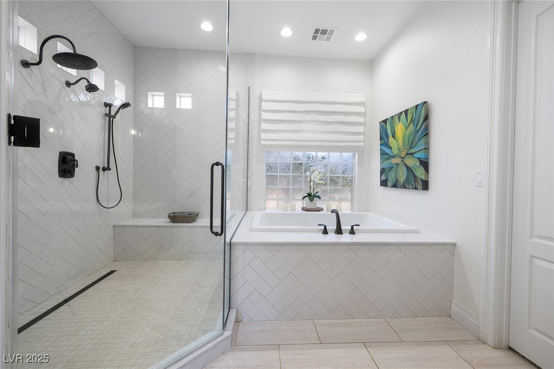 8290 Gagnier Boulevard Property Photo 28