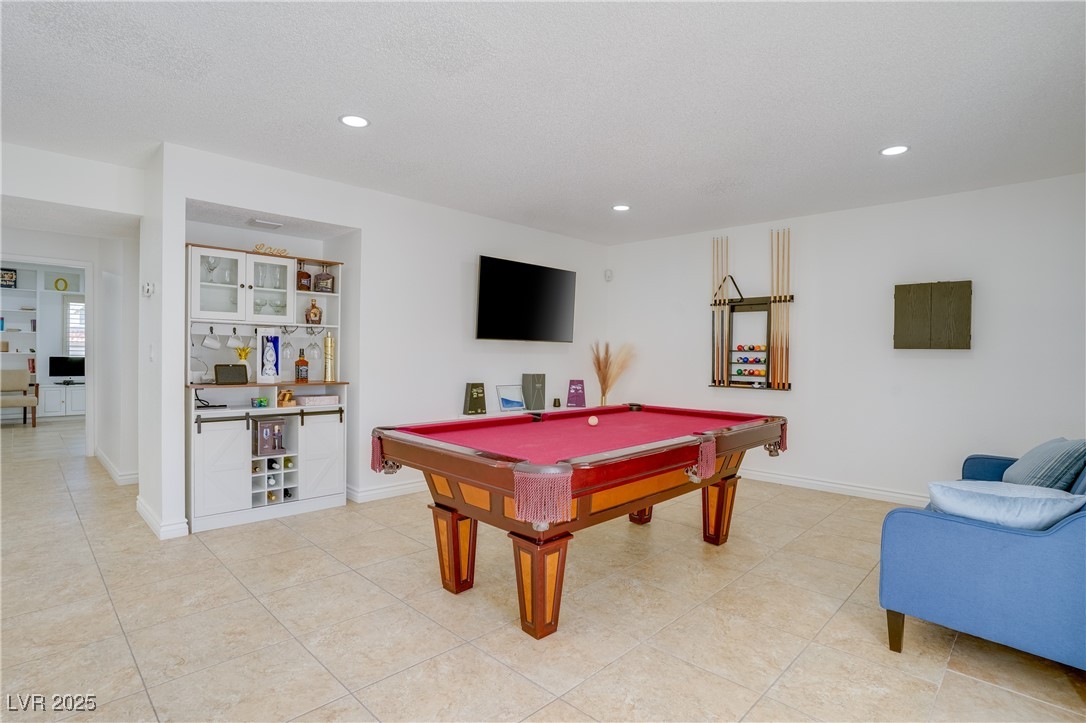 3431 Iberia Street Property Photo 9