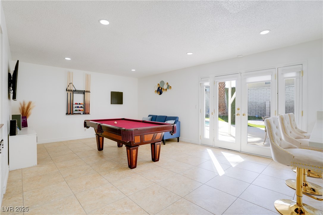3431 Iberia Street Property Photo 11