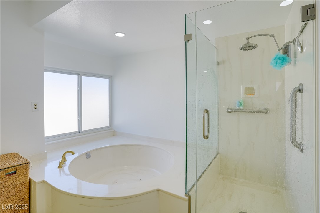 3431 Iberia Street Property Photo 33