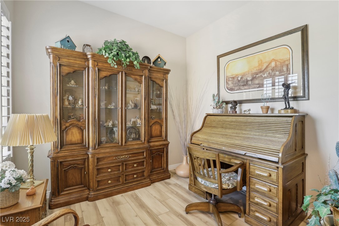10057 Regency Canyon Way Property Photo 12