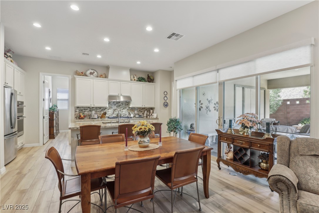 10057 Regency Canyon Way Property Photo 21
