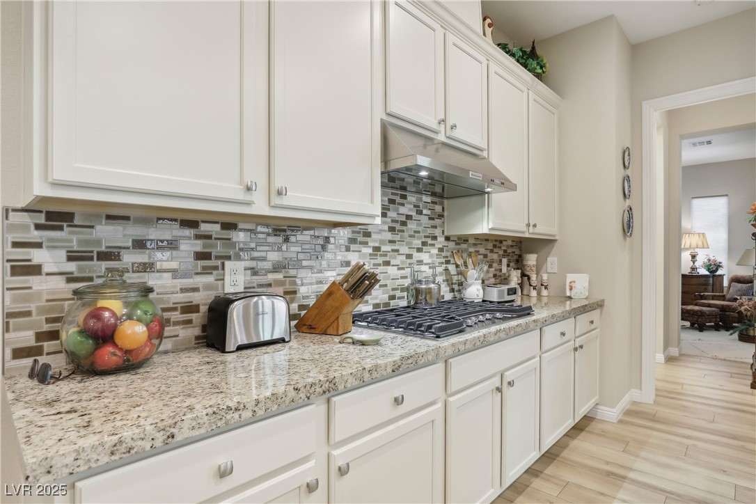 10057 Regency Canyon Way Property Photo 26