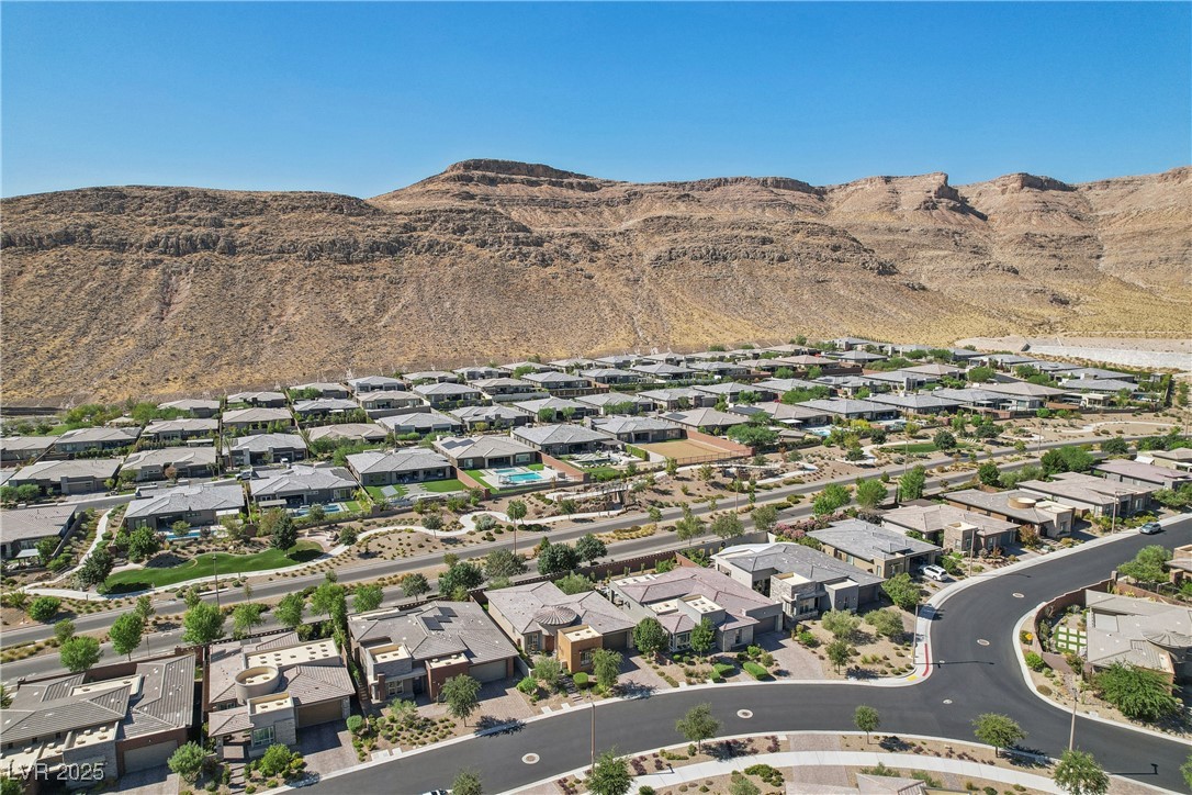10057 Regency Canyon Way Property Photo 45