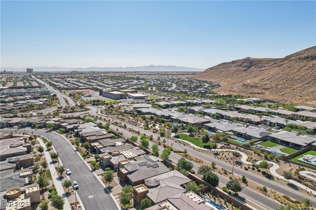 10057 Regency Canyon Way Property Photo 47