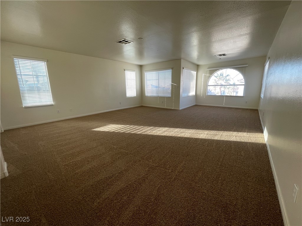 2548 Furnace Creek Avenue Property Photo 6